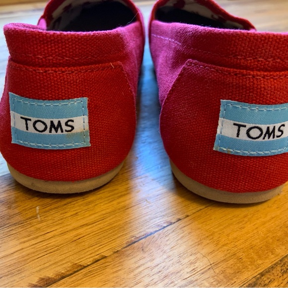 Red Toms size 6.5 excellent condition - Picture 4 of 5